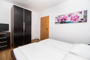 Apartments Kendes
