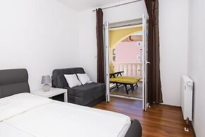 Apartments Kendes