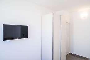 Apartment and Rooms Mato