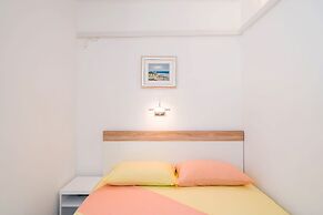 Apartment and Rooms Mato