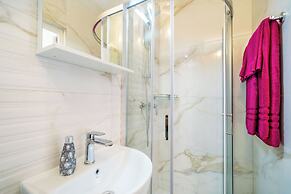 Apartment and Rooms Mato