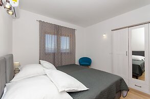 Apartments Koras