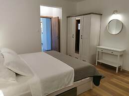 Apartments Koras