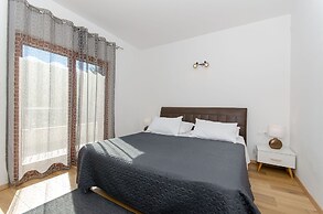 Apartments Koras