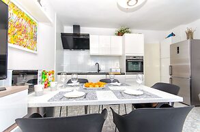 Apartment Lada