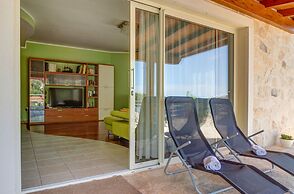 Apartment Vila Grscica