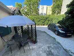 Apartments Jugo i Bura