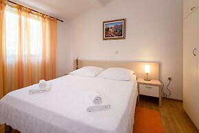 Apartments Zdravko