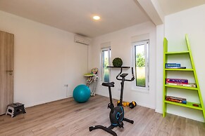 House Villa Ivona
