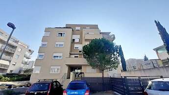 Apartment Only Love