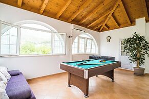 Apartments Davor
