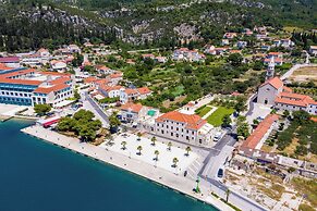 Apartments Davor