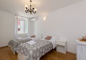 Apartments Davor