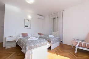 Apartments Davor