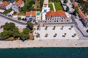 Apartments Davor