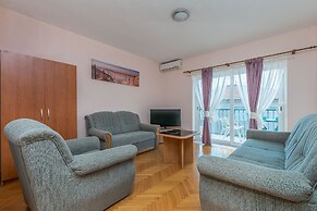 Apartments Mara