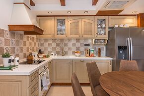 Villa Gold
