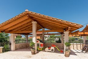 Villa Gold