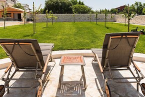 Villa Gold