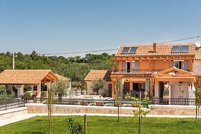 Villa Gold