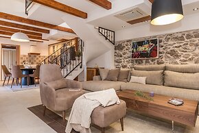 Villa Gold