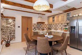 Villa Gold