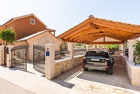 Villa Gold