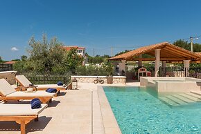 Villa Gold
