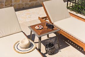 Villa Gold
