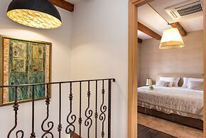 Villa Gold