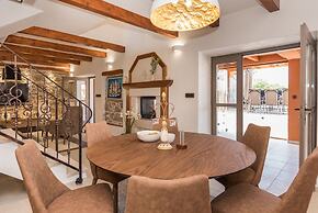 Villa Gold
