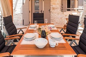 Villa Stone