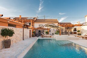 Villa Stone