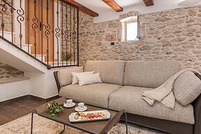 Villa Stone