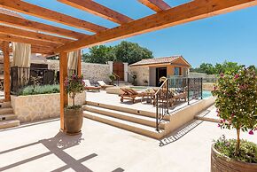 Villa Stone