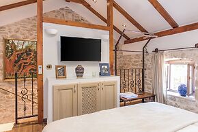 Villa Stone