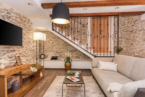 Villa Stone