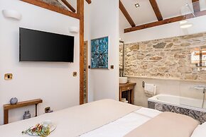 Villa Stone