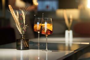VOYA Hotel