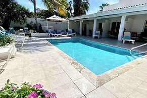 Yoyita Suites Aruba