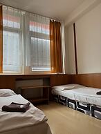 Hotel Avion