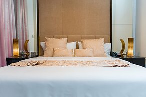 L'ver Hotel