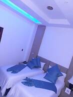L'ver Hotel