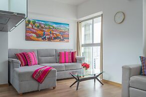 Exclusive Penthouse With Private Rooftop Jacuzzi BBQ Game Room