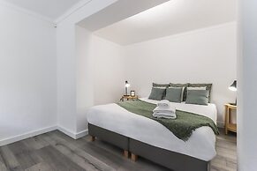 Belem Boutique I by Homing