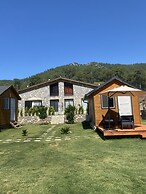 Kovan Bungalow