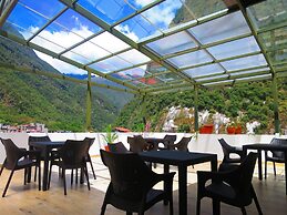 HOTEL TERRAZA DE LUNA