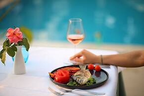 Marbella Beach Hotel