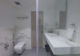 Deccan Serai Grande Gachibowli