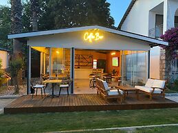 Burc Hotel